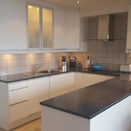 Beautiful With Sea View, 10 Min From Center Bergen