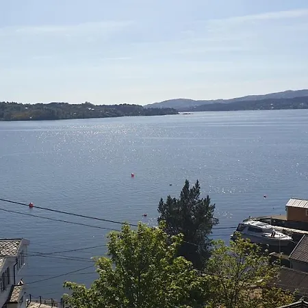 Beautiful With Sea View, 10 Min From Center Villa
