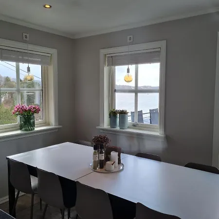 Beautiful With Sea View, 10 Min From Center Villa Bergen